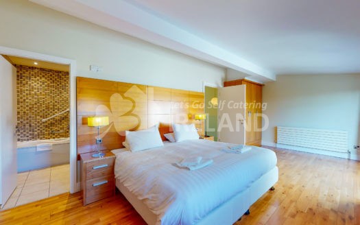 Moore Bay Holiday Village