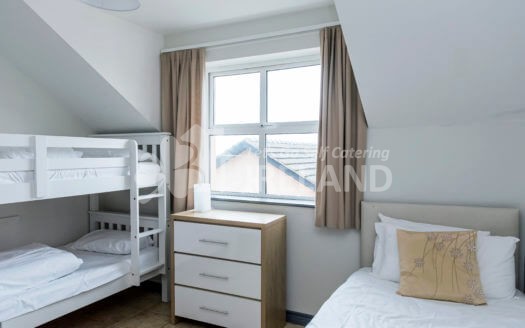 Marine Court Two Bedroom Apartment, Bundoran