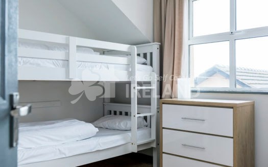 Marine Court Two Bedroom Apartment, Bundoran