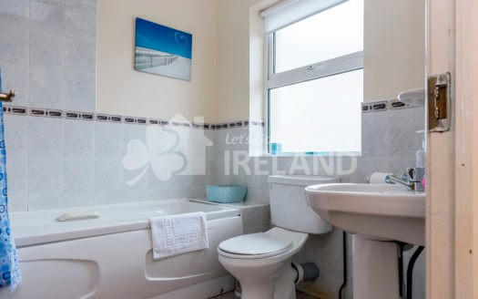 Ocean View two bedroom townhouse, Bundoran