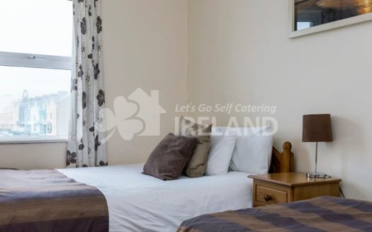 Ocean View two bedroom townhouse, Bundoran