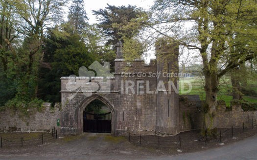 Annes Grove Miniature Castle