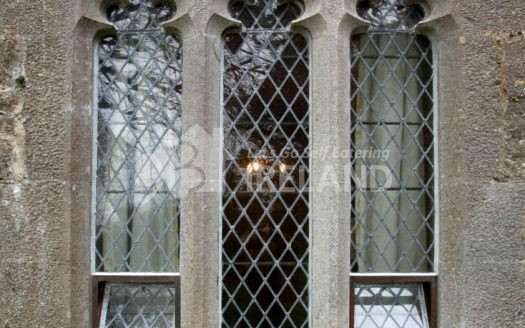 Annes Grove Miniature Castle