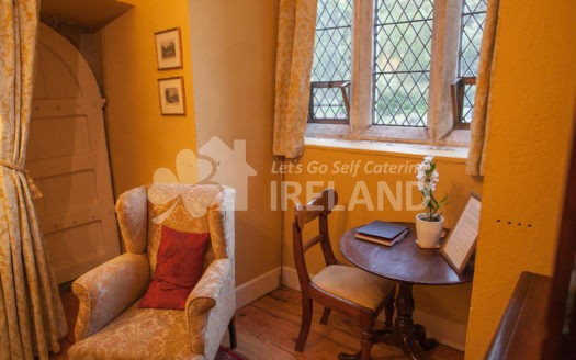 Annes Grove Miniature Castle