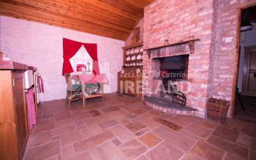 Railway Crossing Cottage