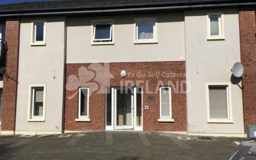 Beautiful Killarney Apartment, Woodlawn Rd.