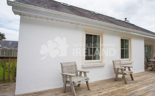 Moore Bay Holiday Village