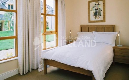 Moore Bay Holiday Village