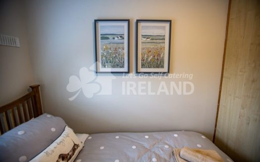 Stay In Sligo – GARAVOGUE VILLA