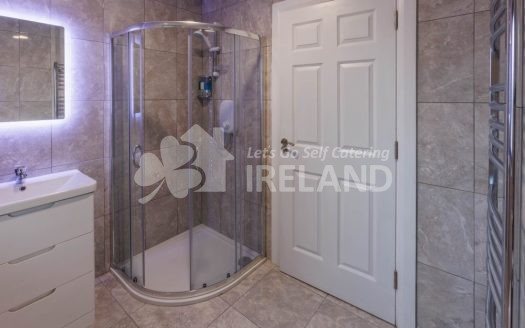 Stay In Sligo – ST. EDWARDS OVERLOOK