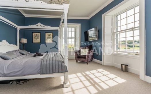 BALLYWILLIAM HOUSE TO THE MANOR BORN