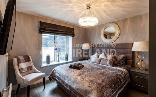 BOUTIQUE TOWN HOUSE IN THE HEART OF KINSALE
