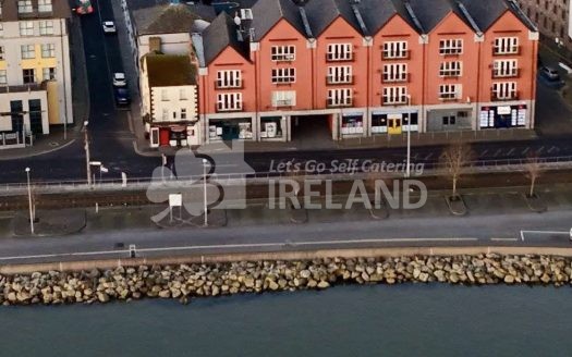 Quayfront Apartment, Wexford town – seaview and parking