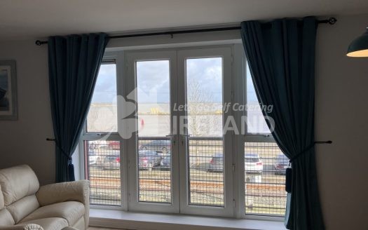 Quayfront Apartment, Wexford town – seaview and parking