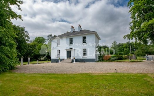 The Oak at Kilpatrick Glebe