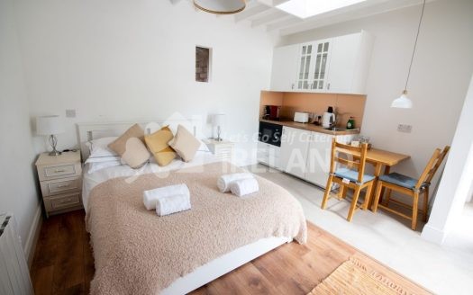 The Oak at Kilpatrick Glebe