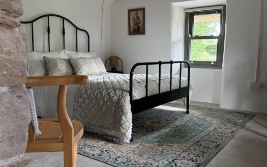 MURPHY’S THATCHED COTTAGE